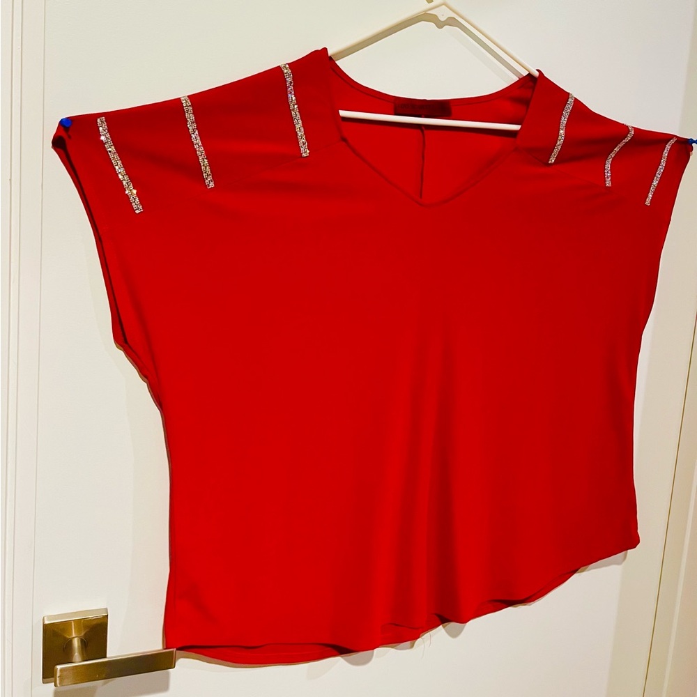 3X NWOT TOP